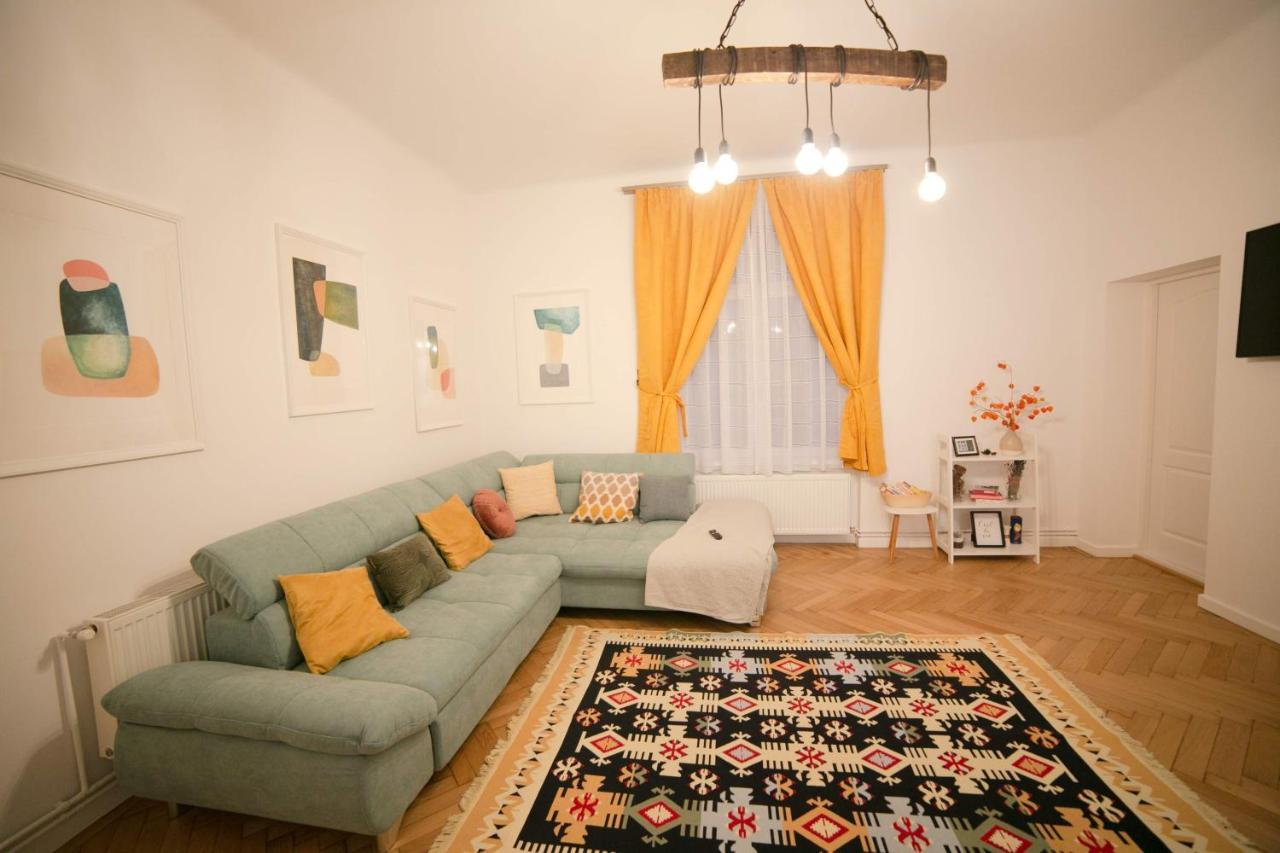 Jasmine Serenity Apartment - Central, Behind Black Church براشوف المظهر الخارجي الصورة